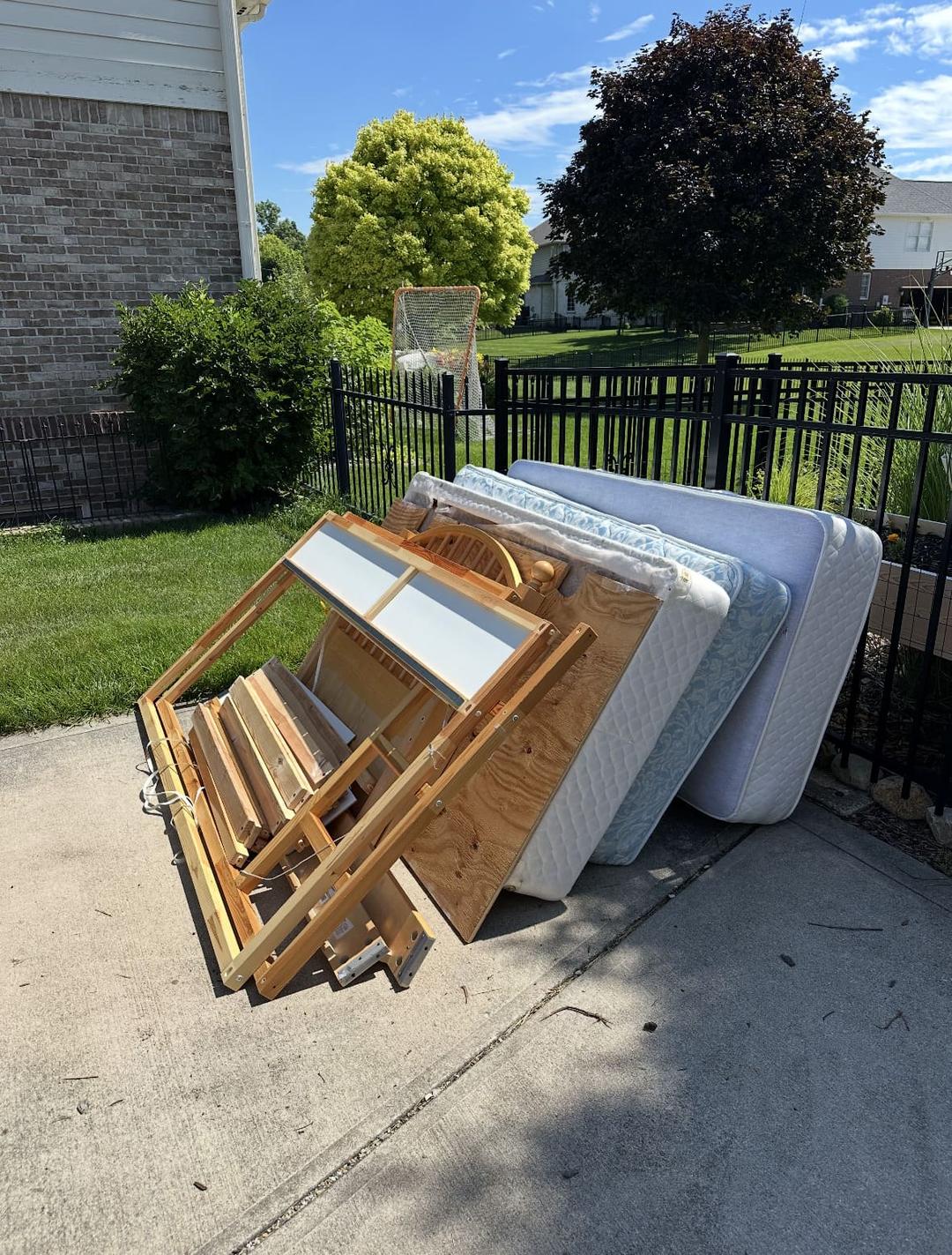 Mattress Removal Image